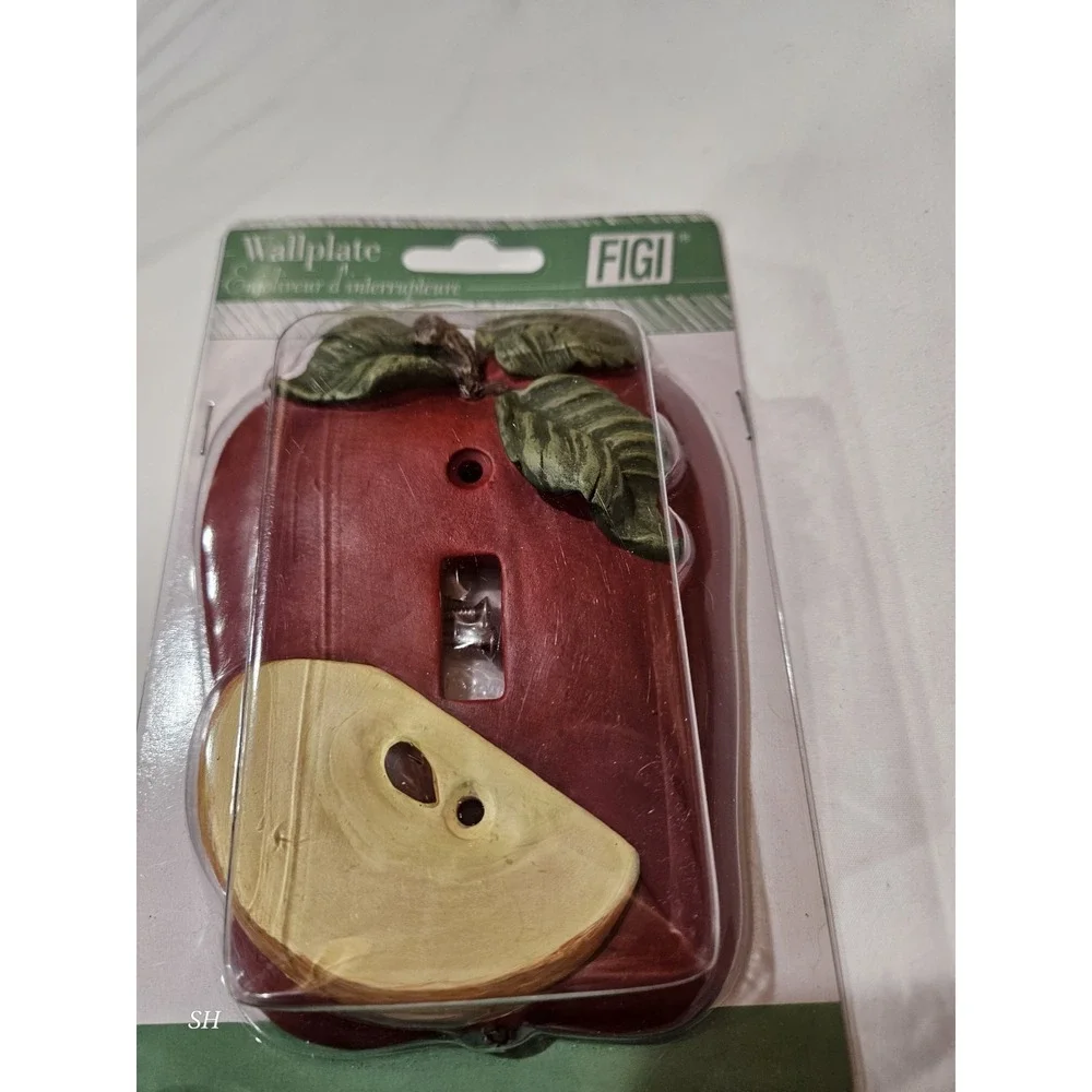 FIGI Apple Light Switch Wall Plates Lot of 2 Decorative Kitchen Wallplates NIP